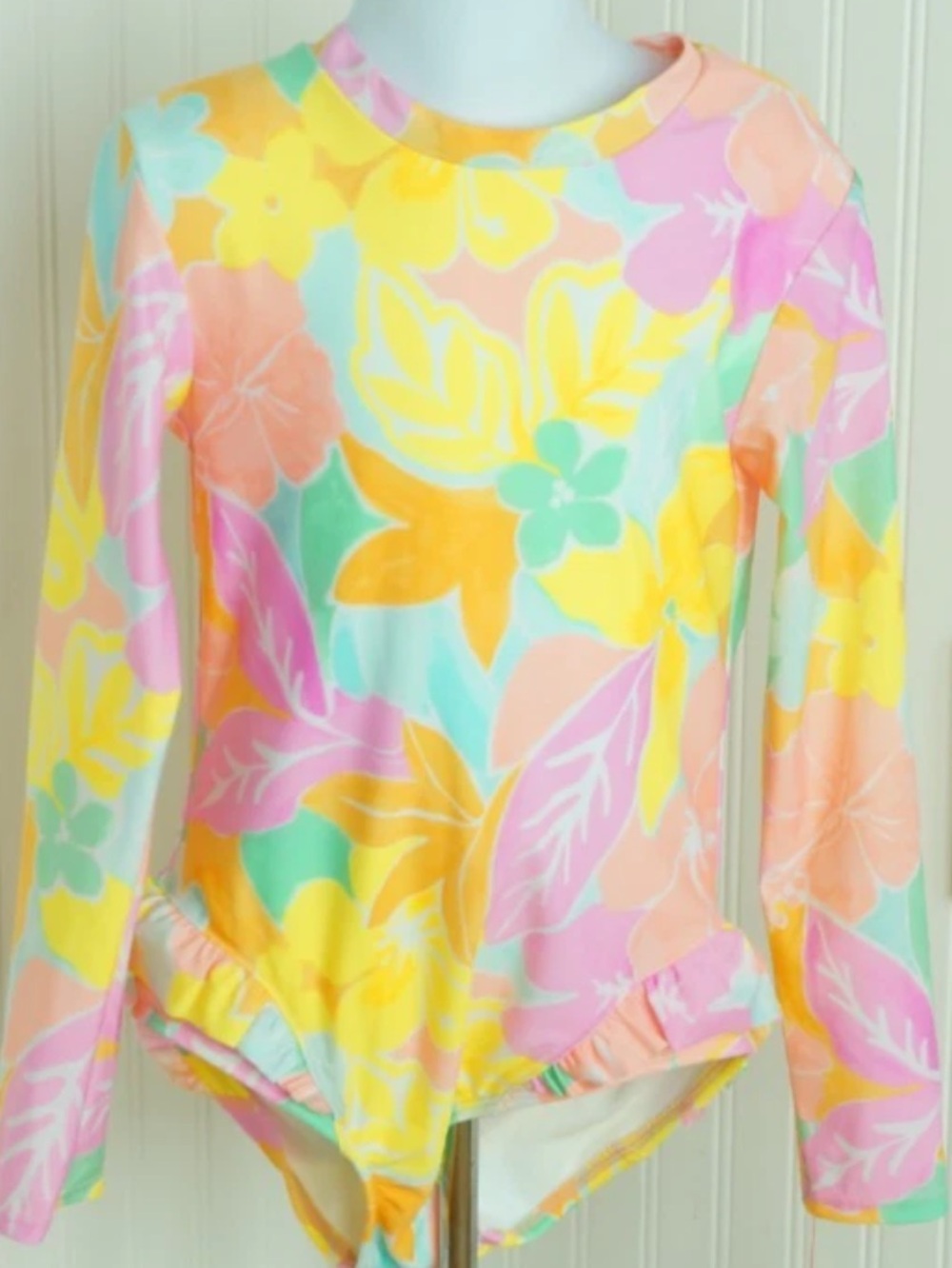 🚘 Cat & Jack Long Sleeve Floral Rash Guard - Pastel Pink, Yellow, Mint, Peach XL